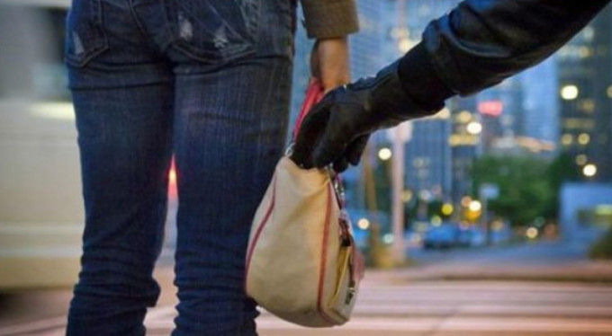 Kapkaç güvenlik kamerasında