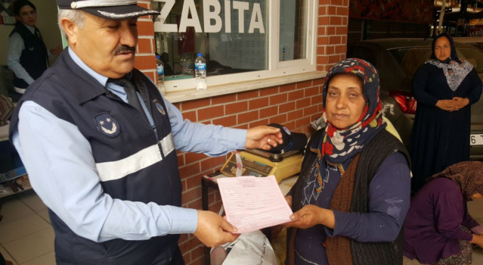 Cuma çıkışı bir bir topladılar