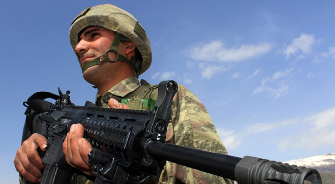 Mehmetçik yerli silahlarla teröre geçit vermiyor