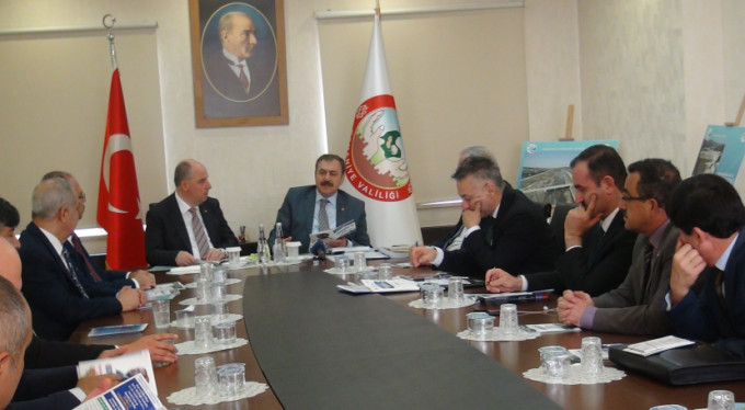 Bakan Eroğlu: "İçme suyu maksatlı barajlarda doluluk oranı yüzde 45"