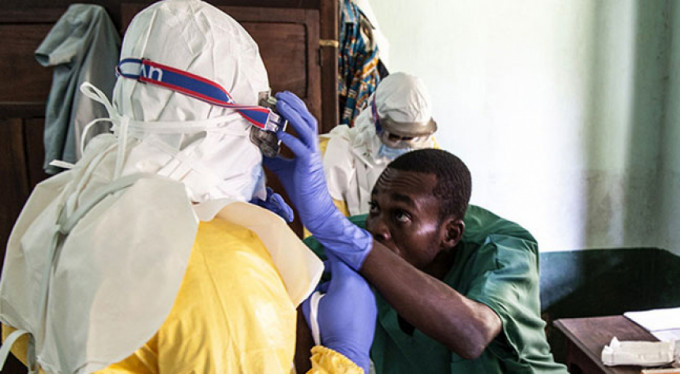Ebola virüsü yine tehdit ediyor
