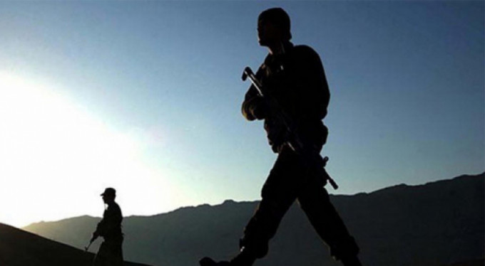 Teröristlerin sığınakları yerle bir edildi