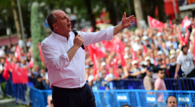 Muharrem İnce: "Bayramda beklersen baklava, sırtına yersin oklava"