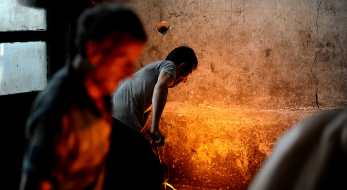 Ramazan'da 1350 derece derece sıcakta ekmek mücadelesi