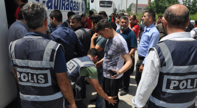 Final için Bursa'ya gelen taraftar ve otobüsler didik didik arandı