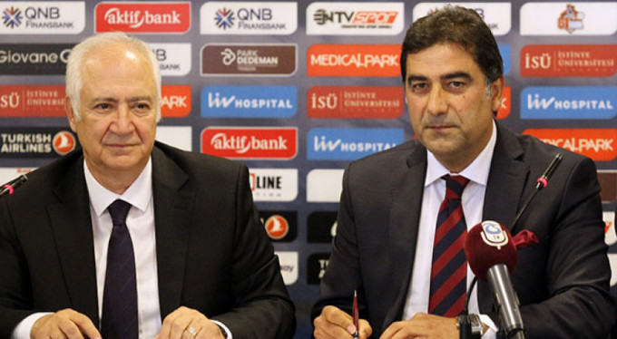 Trabzonspor Ünal Karaman ile imzaladı