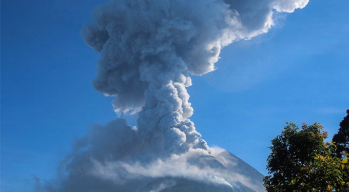 Yanardağ'da patlama!
