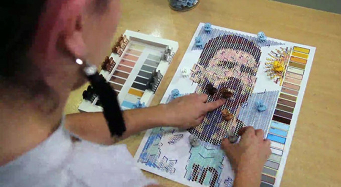 6 bin tokadan Messi portresi