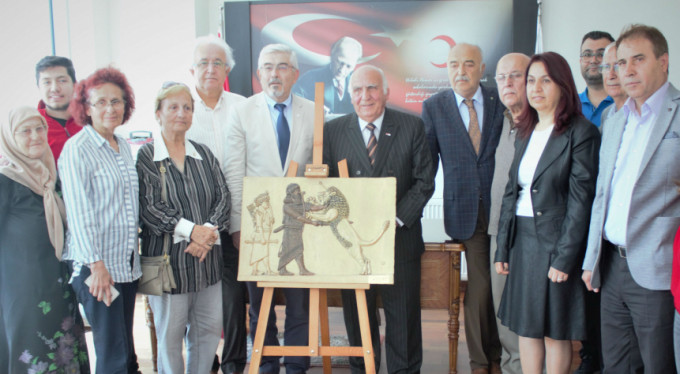 40 yıllık başkan görevi devretti