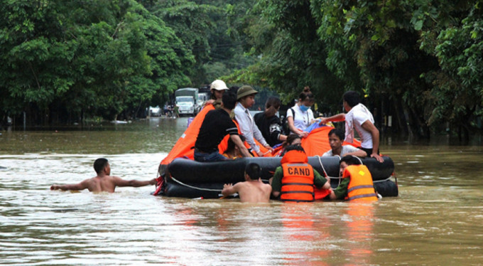 Vietnam'da sel ve toprak kayması: 7 ölü, 12 kayıp