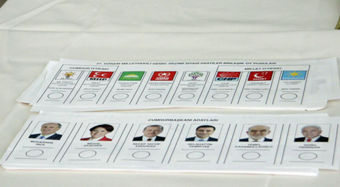 Düzce'de oylar AK Parti'nin itirazı nedeniyle tekrardan sayılıyor