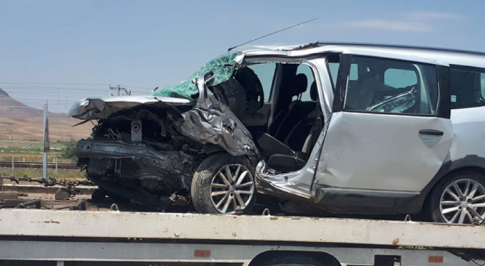 Başkent'te feci kaza: 3 ölü, 3 yaralı