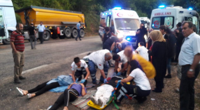 Bursa'da feci kaza! 5 yaralı