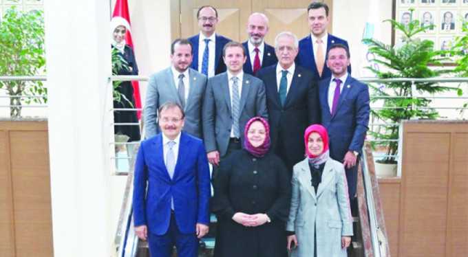 AK Partili vekiller Bursa lobisi oluşturuyor