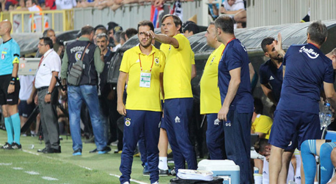 Phillip Cocu: 'Benfica maçından önce yeni transferler olabilir'