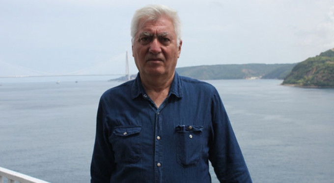 Oktar grubundan ayrılan 'eski kedicik' Adnan Oktar'ın kardeşinden şikayetçi oldu