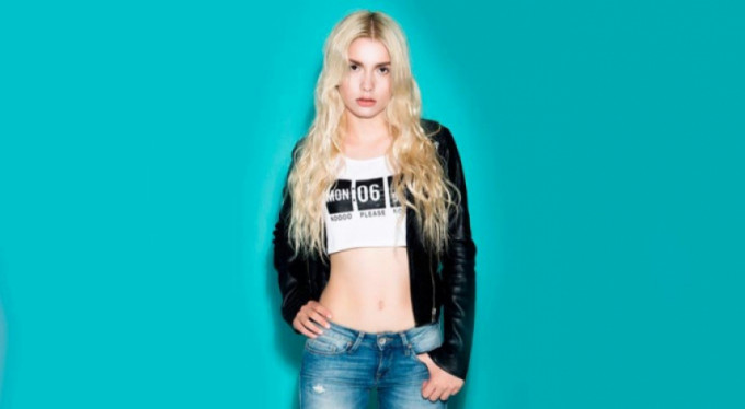 Aleyna Tilki gözlerine güveniyor