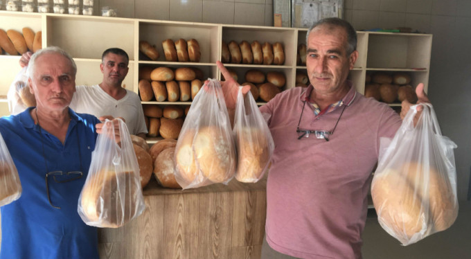 Ucuz ekmek sattı diye başına gelmeyen kalmadı!