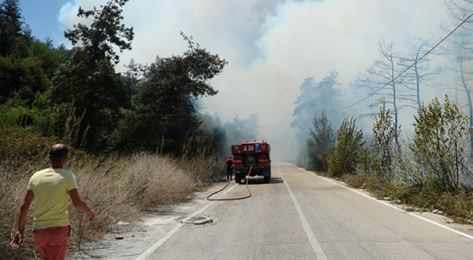 Bursa'daki yangında rant iddialarına Alinur Aktaş cevap verdi