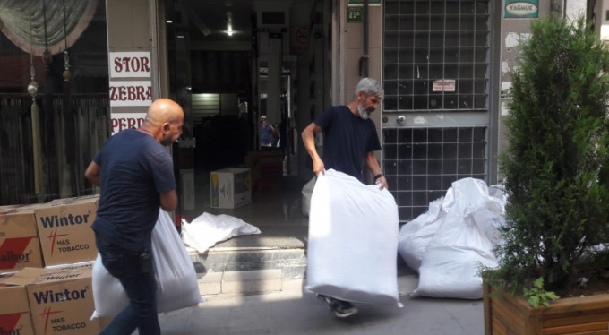 Bursa'da kaçak sigara operasyonu