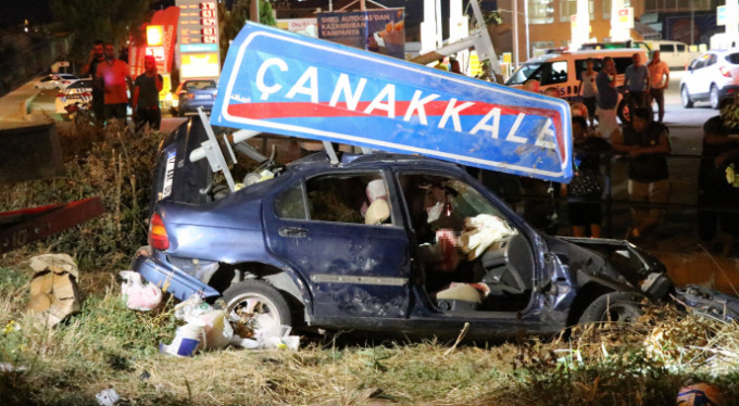 Çanakkale'de feci kaza: 1 ölü