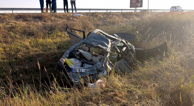 Bayram sabahı feci kaza: 2 ölü, 6 yaralı
