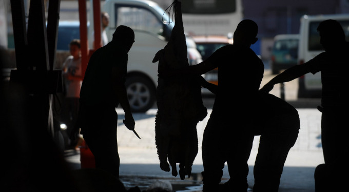 Bursa'da kurban kesim yerleri doldu taştı!