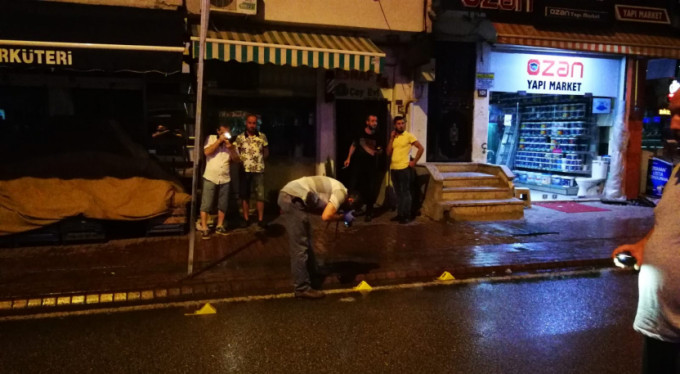 Bursa'da börekçi dükkanı kurşunlandı!