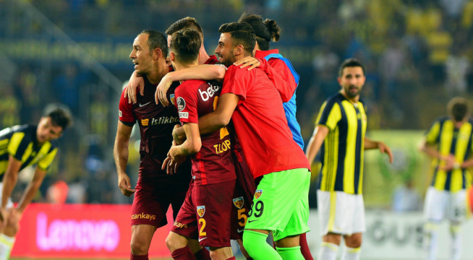 Fenerbahçe hiç 'Sağlam' değil: 2-3