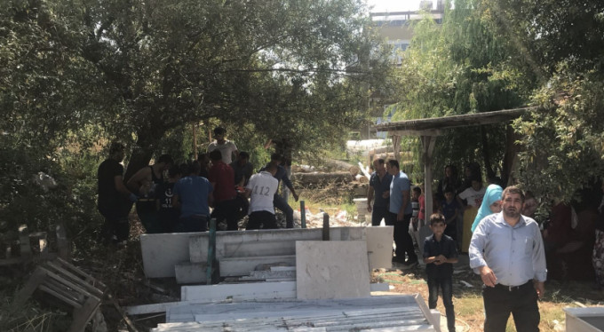 Bursa'da bisiklet ile otomobil fena çarpıştı!