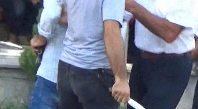 Bursa'da bıçaklı saldırı!