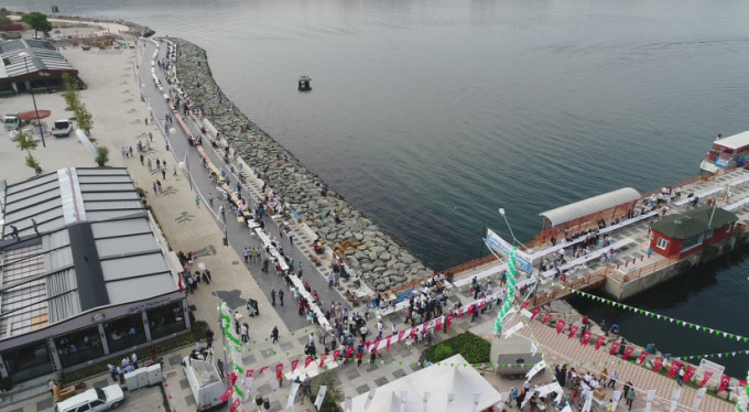 Bursa'da 5 bin kişi kahvaltı yaptı!