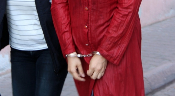 FETÖ'nün 'ablası' Eskişehir'de yakalandı