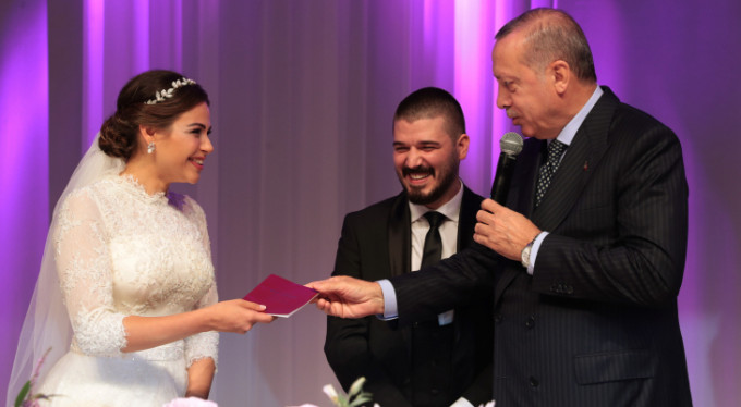 Cumhurbaşkanı Erdoğan nikah şahidi oldu