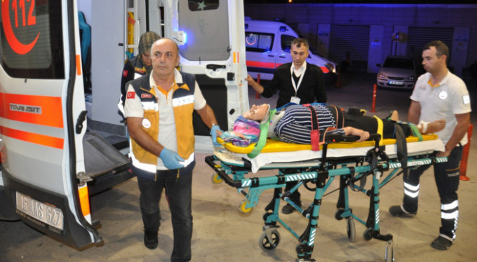 Sigara içerken ağır yaralandı!