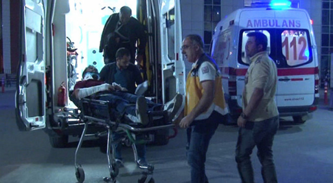 Çocukların kavgasına aileler karıştı: 7 yaralı