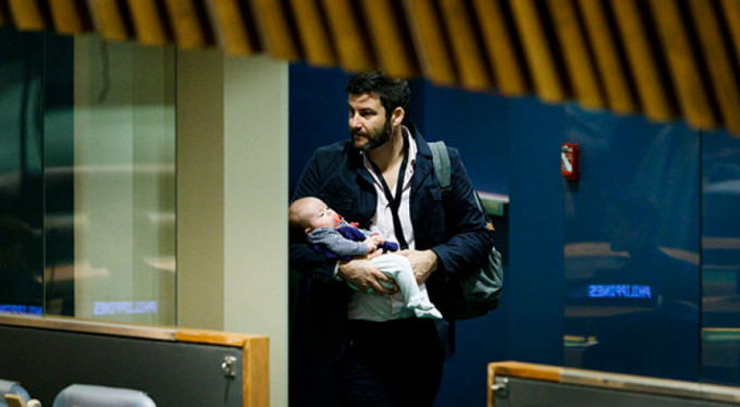 BM Genel Kuruluna bebeğiyle katıldı