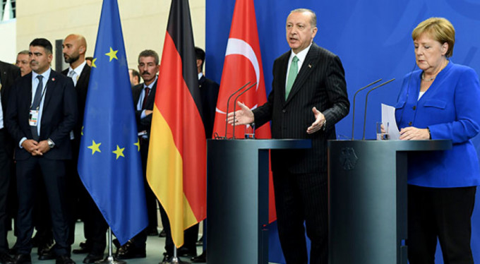 Cumhurbaşkanı Erdoğan: "Vize serbestisi için 6 kriter kaldı'