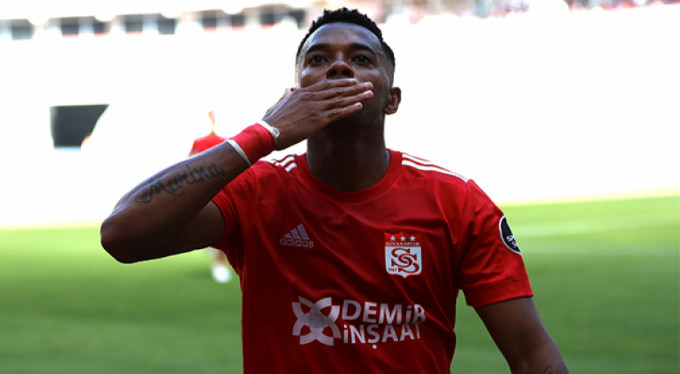 Robinho Bursaspor'a patladı!