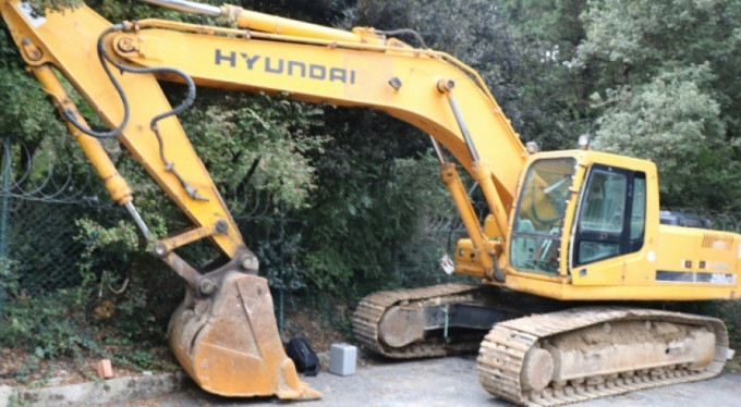 Adnan Oktar'ın villası yıkılıyor