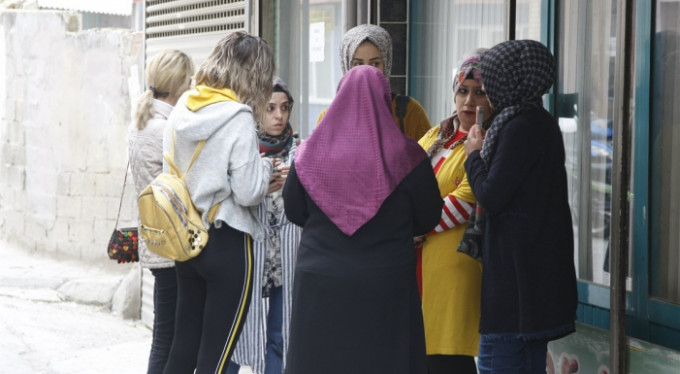 Bir gecede kayboldular!