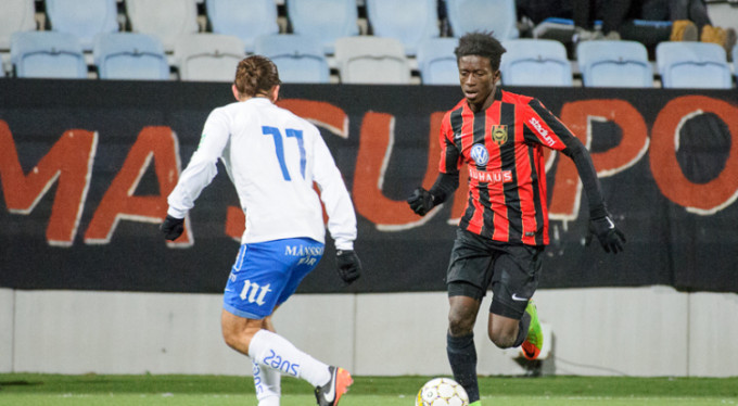 Bursaspor'un izlediği oyuncuya devler talip!