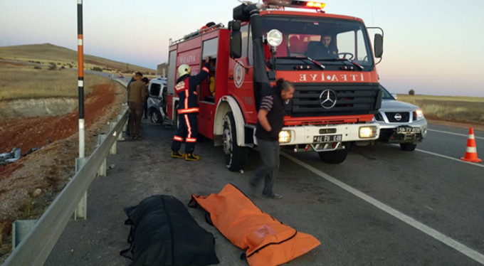 Sivas'ta feci kaza! 2 ölü, çok sayıda yaralı