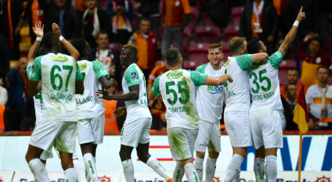 Bursaspor zorlu deplasmanda