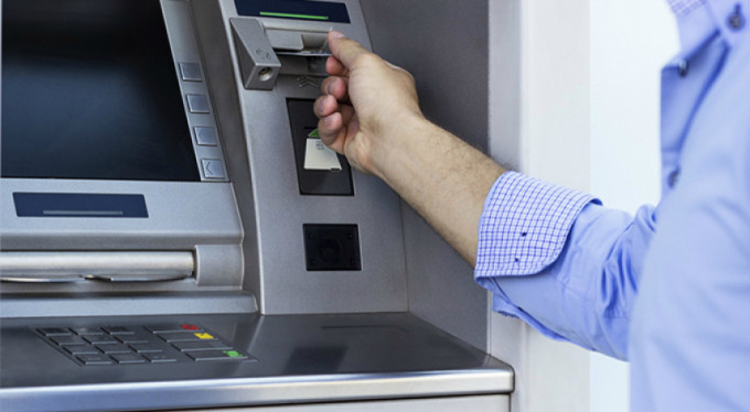 ATM'ye kurulan düzeneği vatandaş ortaya çıkardı!