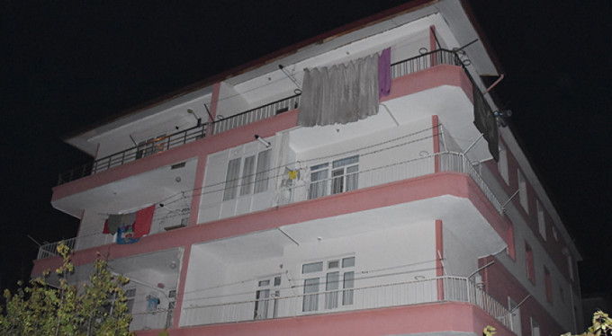 Korkunç olay! 2 yaşındaki yeğenini 5. Kattan attı