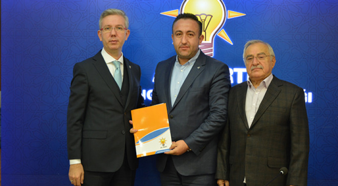 Dündar aday adaylığını açıkladı