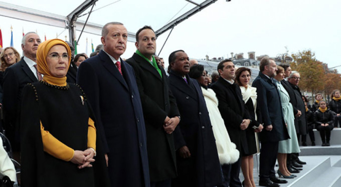Cumhurbaşkanı Erdoğan'a Paris'teki yoğun ilgi Belçikalı bakanı rahatsız etti