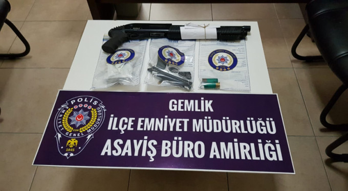 Bursa'da polisin durdurduğu araçtan çıktı!