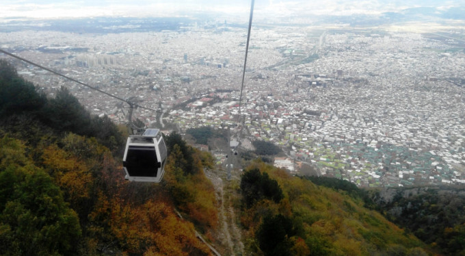 Bursa'da şiddetli rüzg&acirc;r!
